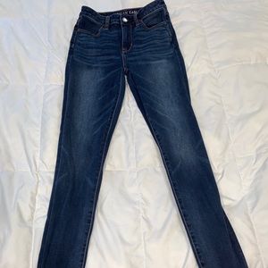 High Wasted American Eagle Jeans